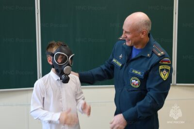 Бузін під час занять в школі лівобережжя Херсонщини. 2024 рік 